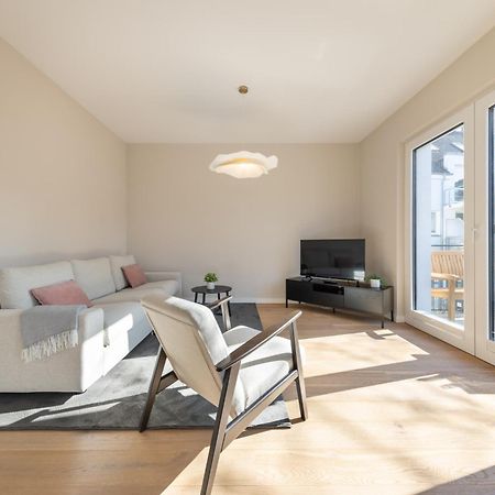 Ferienwohnung Strom Acht - Modern Frisch Inkl Stellplatz, Balkon - 200M Zum Alten Strom ロストック エクステリア 写真