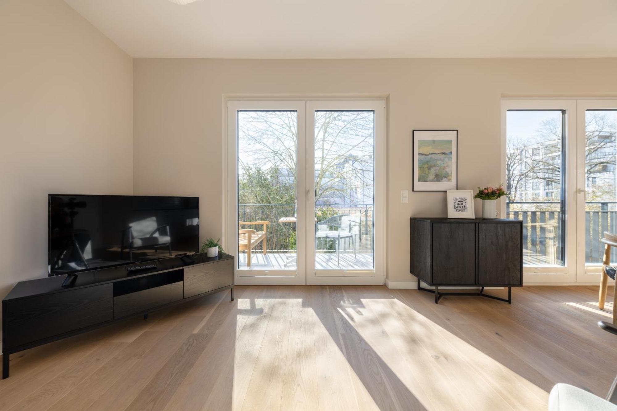 Ferienwohnung Strom Acht - Modern Frisch Inkl Stellplatz, Balkon - 200M Zum Alten Strom ロストック エクステリア 写真